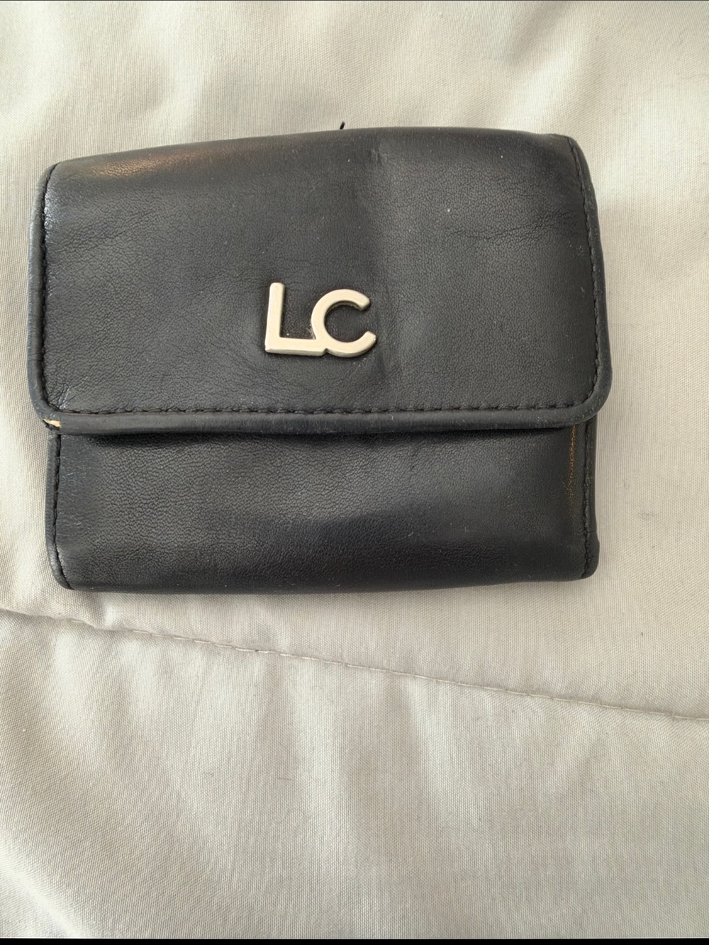 Liz Claiborne Black Leather Trifold Card & Key Holder